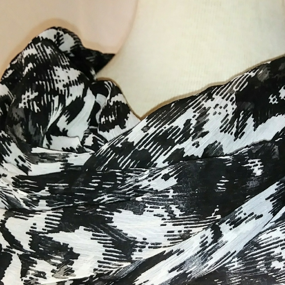 Silky Black And White Infinity Scarf
